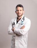 Dr. Jorge Enrique Alvarez Salazar, Médico en CEDIMAT, Santo Domingo, especialista en Neumología