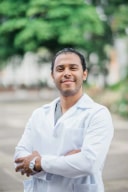 Dr. Juan Ramón Tejeda Gómez, Neumólogo en Hospital Dr. Antonio Musa, San Pedro de Macorís, miembro de la Sociedad Dominicana de Neumología y Cirugía del Tórax