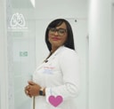 Dra. Widely Busby Estrella, Neumóloga en Centro Médico Coral La Romana y Clínica Canela 1, La Romana, miembro de la Sociedad Dominicana de Neumología y Cirugía del Tórax